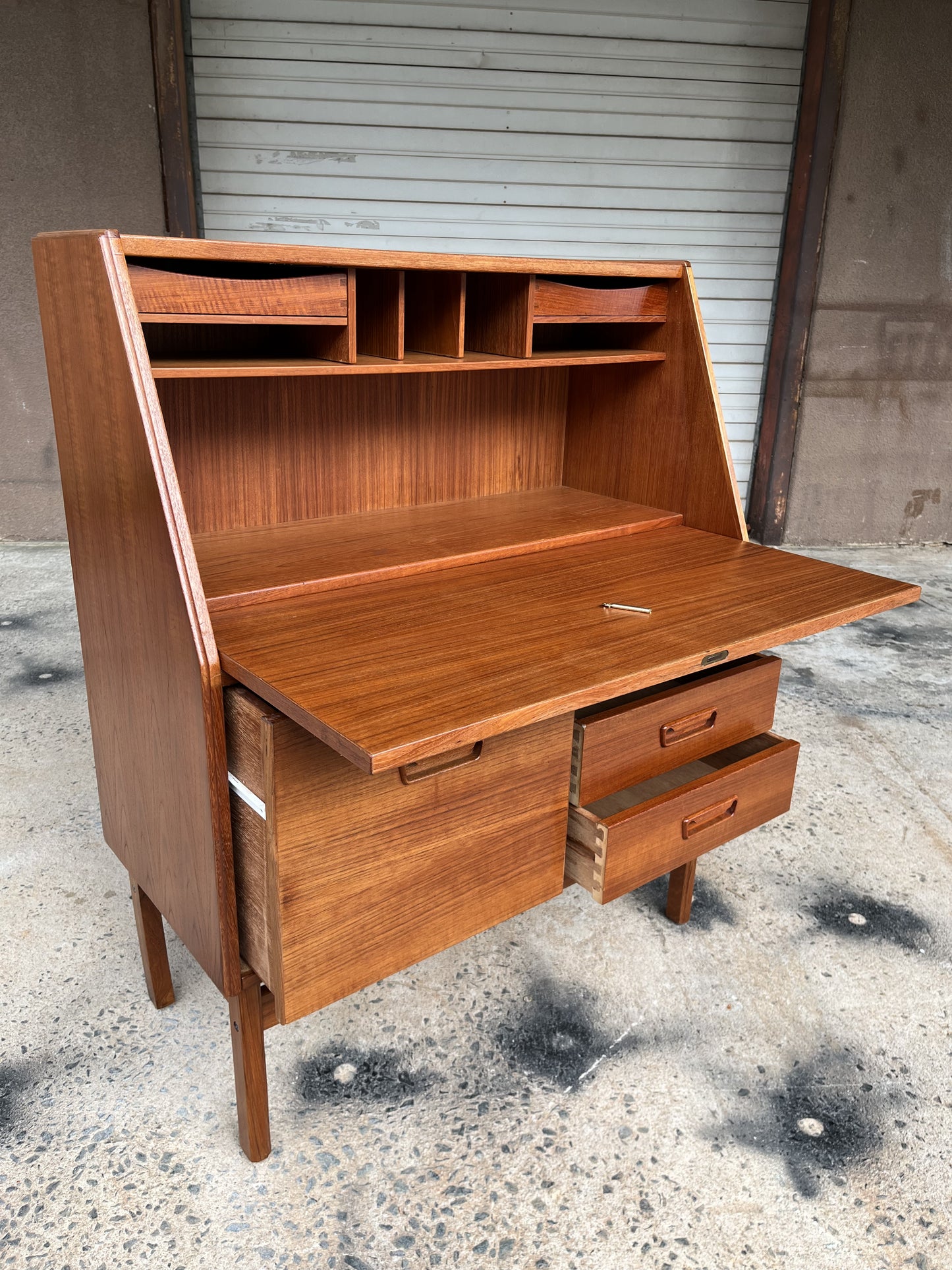 Drylund Secretary Desk