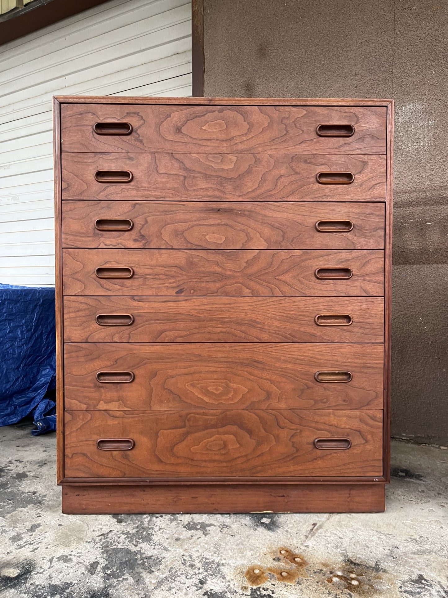 Founders 4pc Bedroom Set
