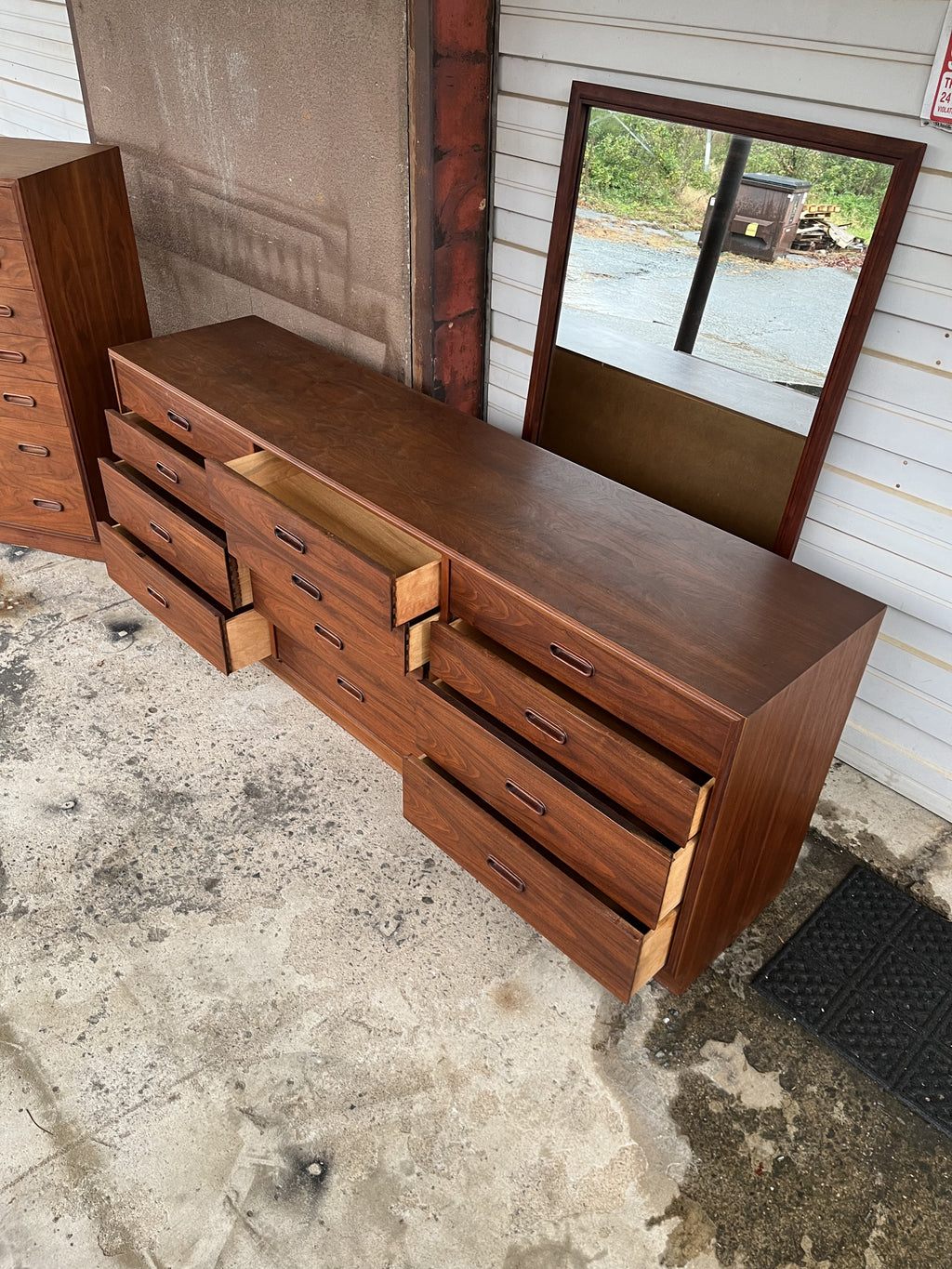 Founders 4pc Bedroom Set